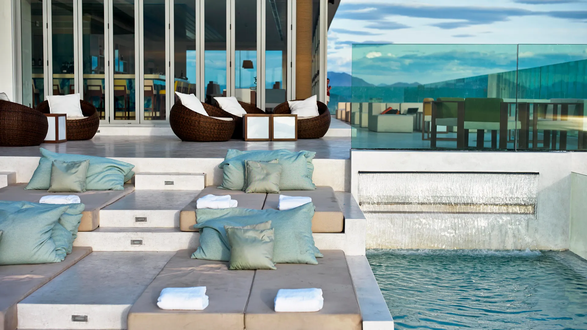 A La Carte Da Nang Beach Vietnam