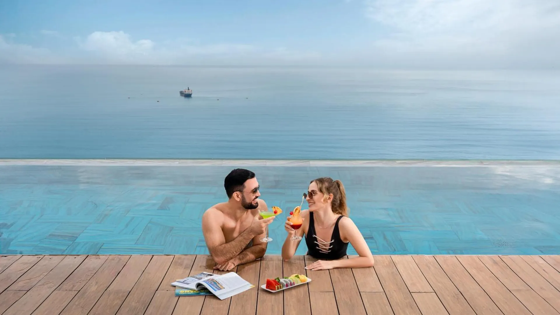 A La Carte Da Nang Beach Otel