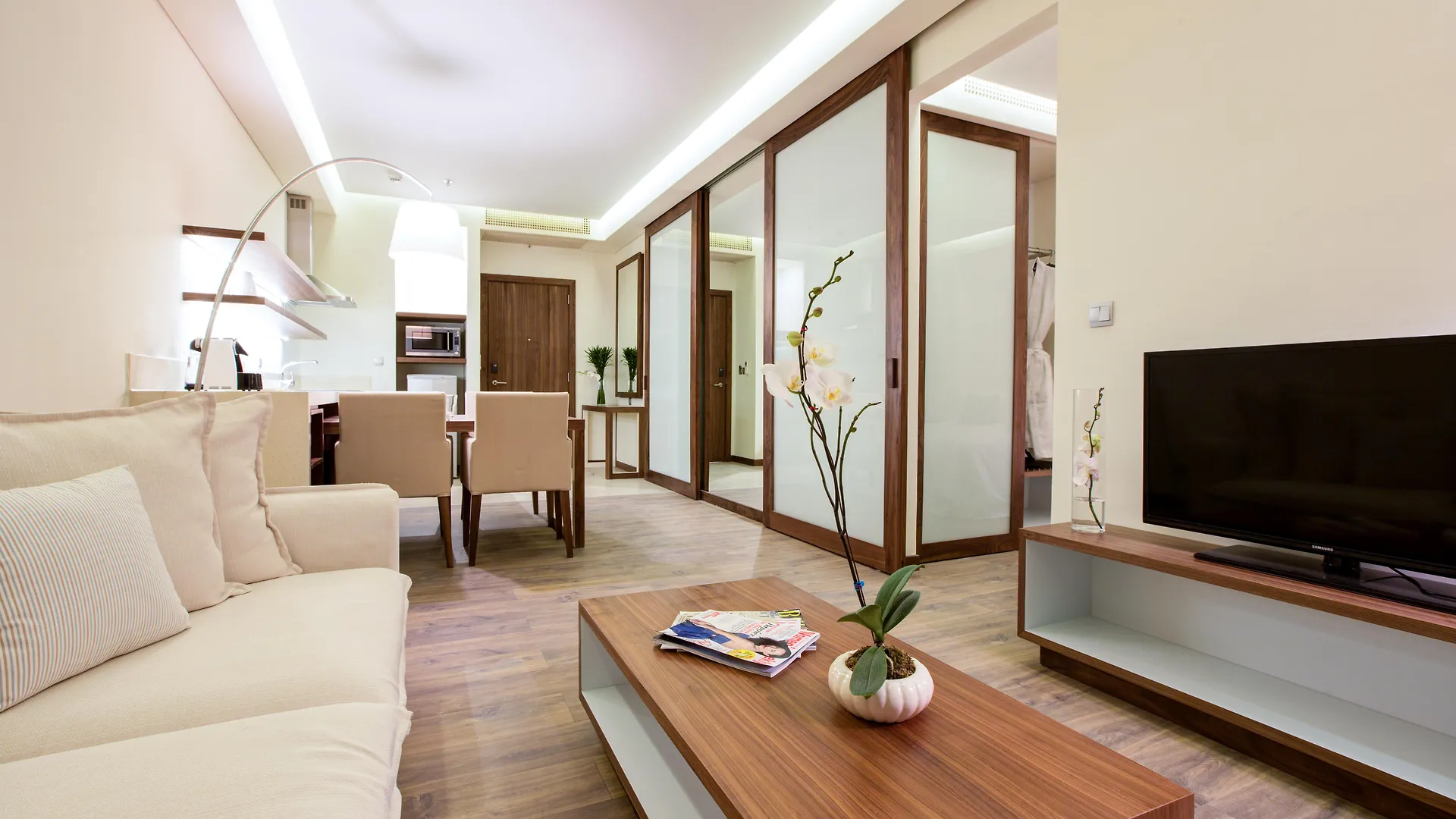 ****  Hotel A La Carte Da Nang Beach Vietnam