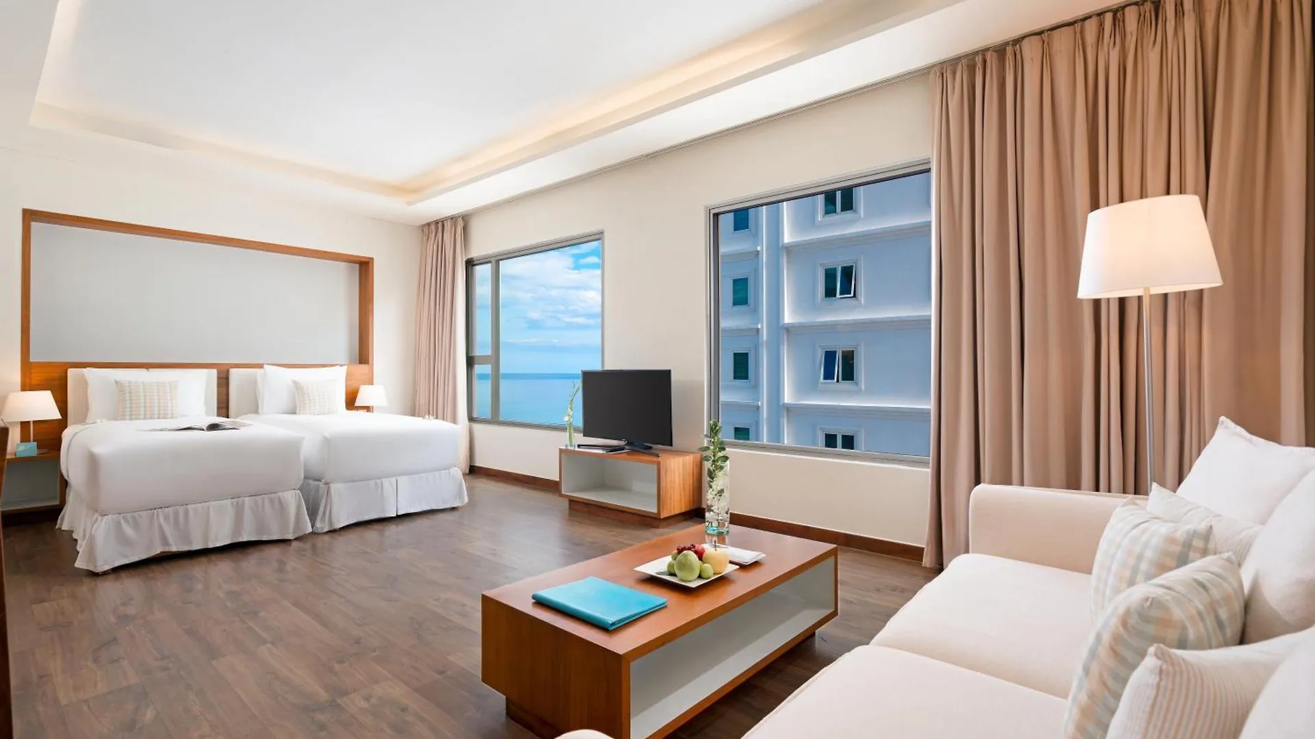 ****  Hotel A La Carte Da Nang Beach Vietnam