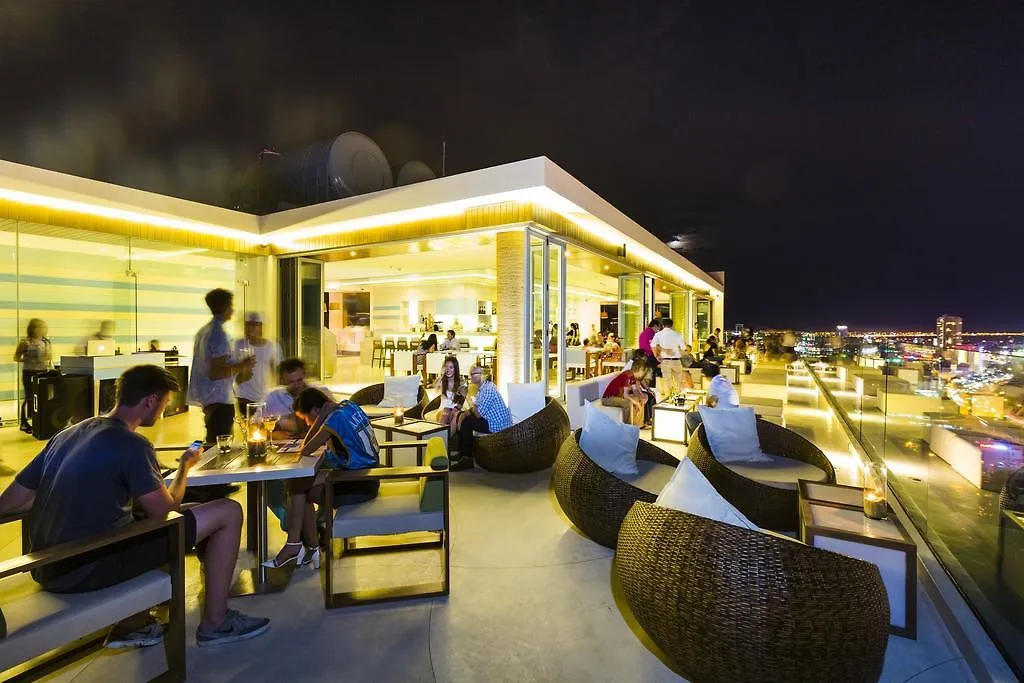 ****  Hotel A La Carte Da Nang Beach Vietnam